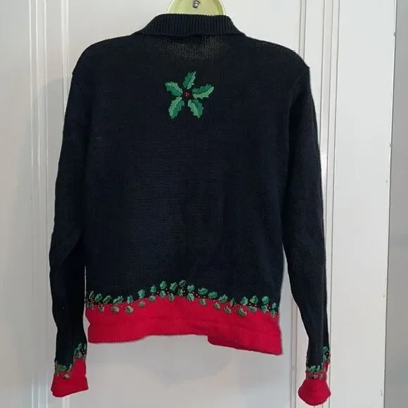 Vtg Victoria Jones Christmas black sweater with‎ embroidered/beaded nutcrackers - Picture 6 of 8